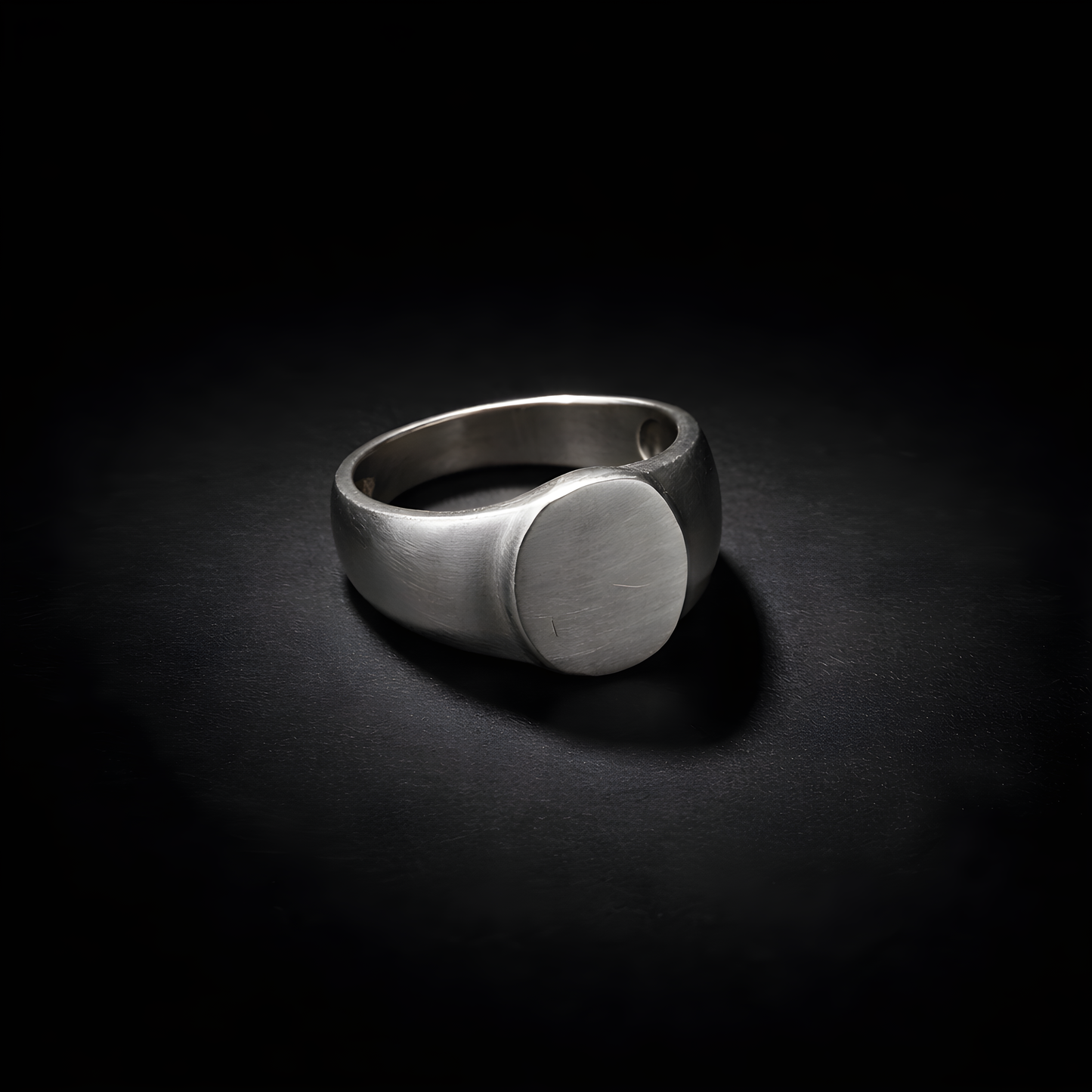 Hvol Signet - sterling silver jewelry
